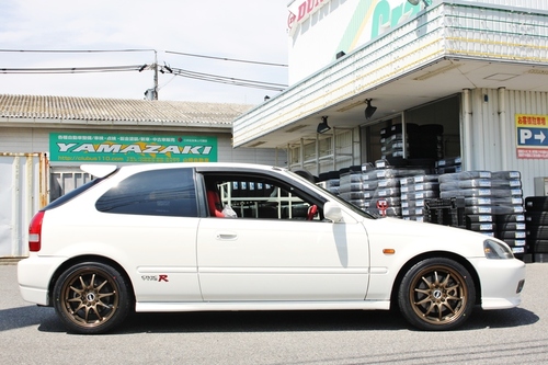 軽量ホイールの代名詞！VOLK CE28N を EK9シビックタイプRに